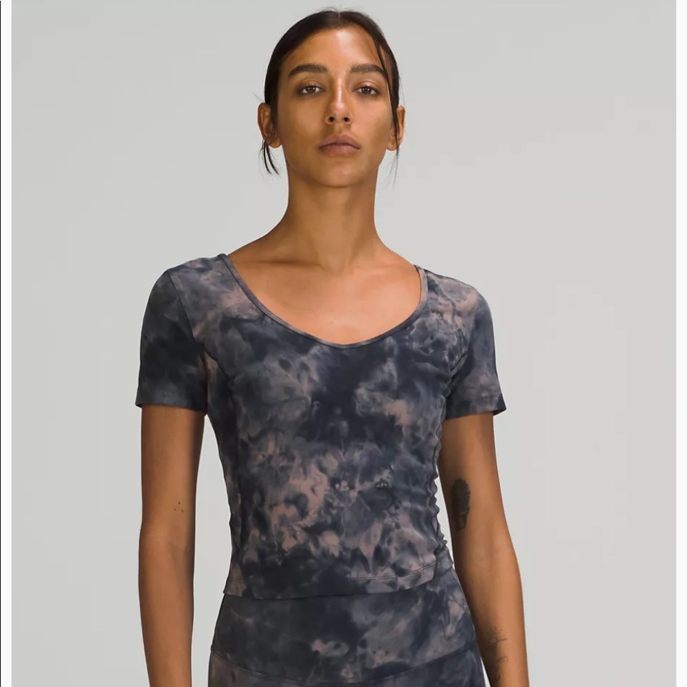 Lululemon align top size 4